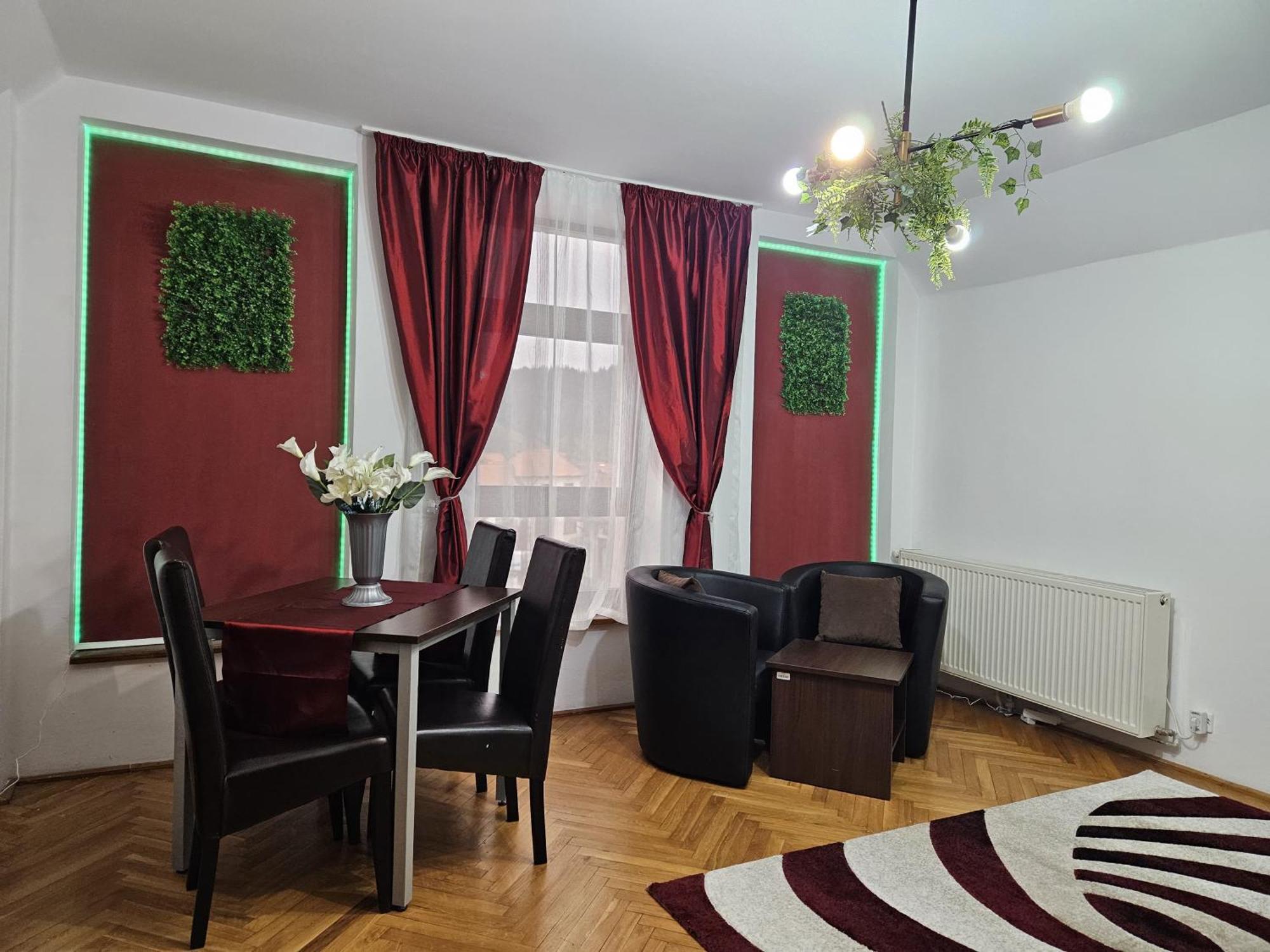 Apartment Zarnesti City Centre Vmp Free Parking エクステリア 写真