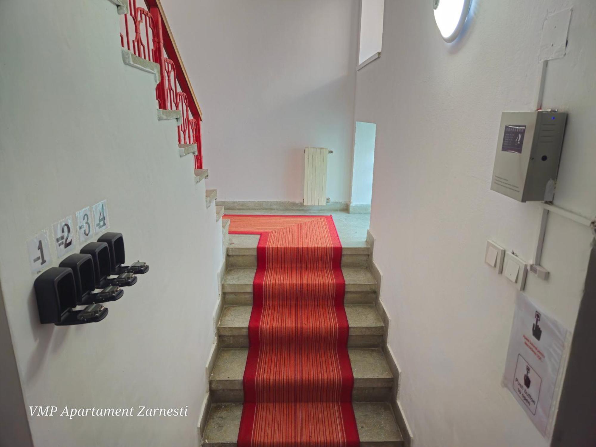 Apartment Zarnesti City Centre Vmp Free Parking 部屋 写真