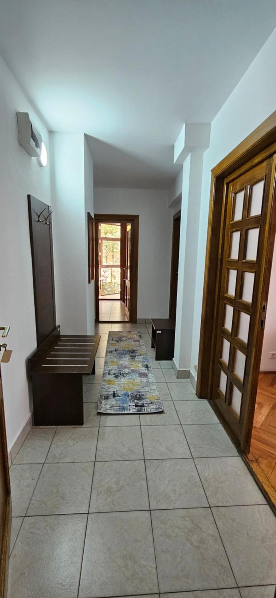 Apartment Zarnesti City Centre Vmp Free Parking エクステリア 写真