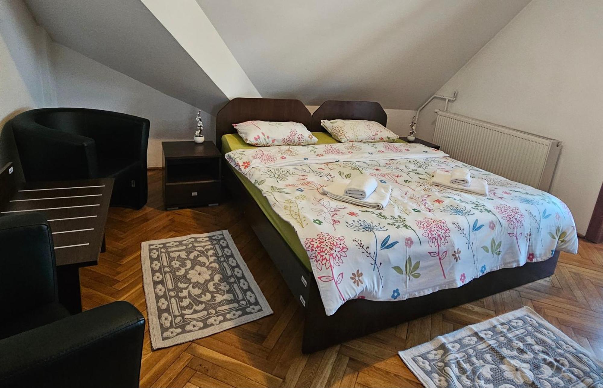 Apartment Zarnesti City Centre Vmp Free Parking 部屋 写真