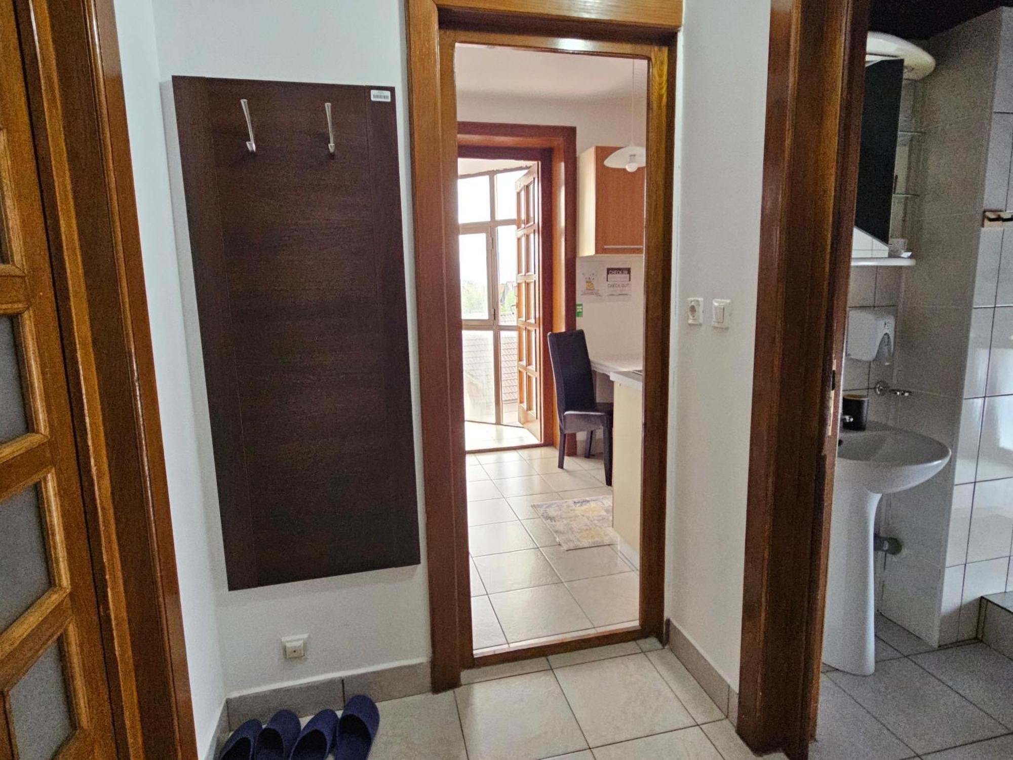 Apartment Zarnesti City Centre Vmp Free Parking エクステリア 写真